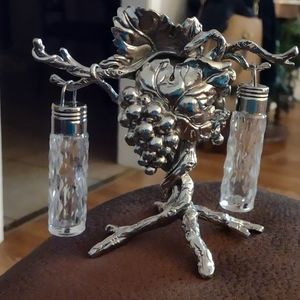 Arthur Court Grape Hanging Salt & Pepper Set